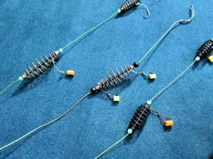 Оснастка убивця карася у 2026 році: три популярні монтажі та який із них справді допомагає ловити більше риби